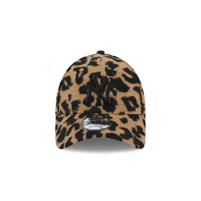 New Era Şapka - WMNS Leopard 9FORTY Neyyan CAMBLK