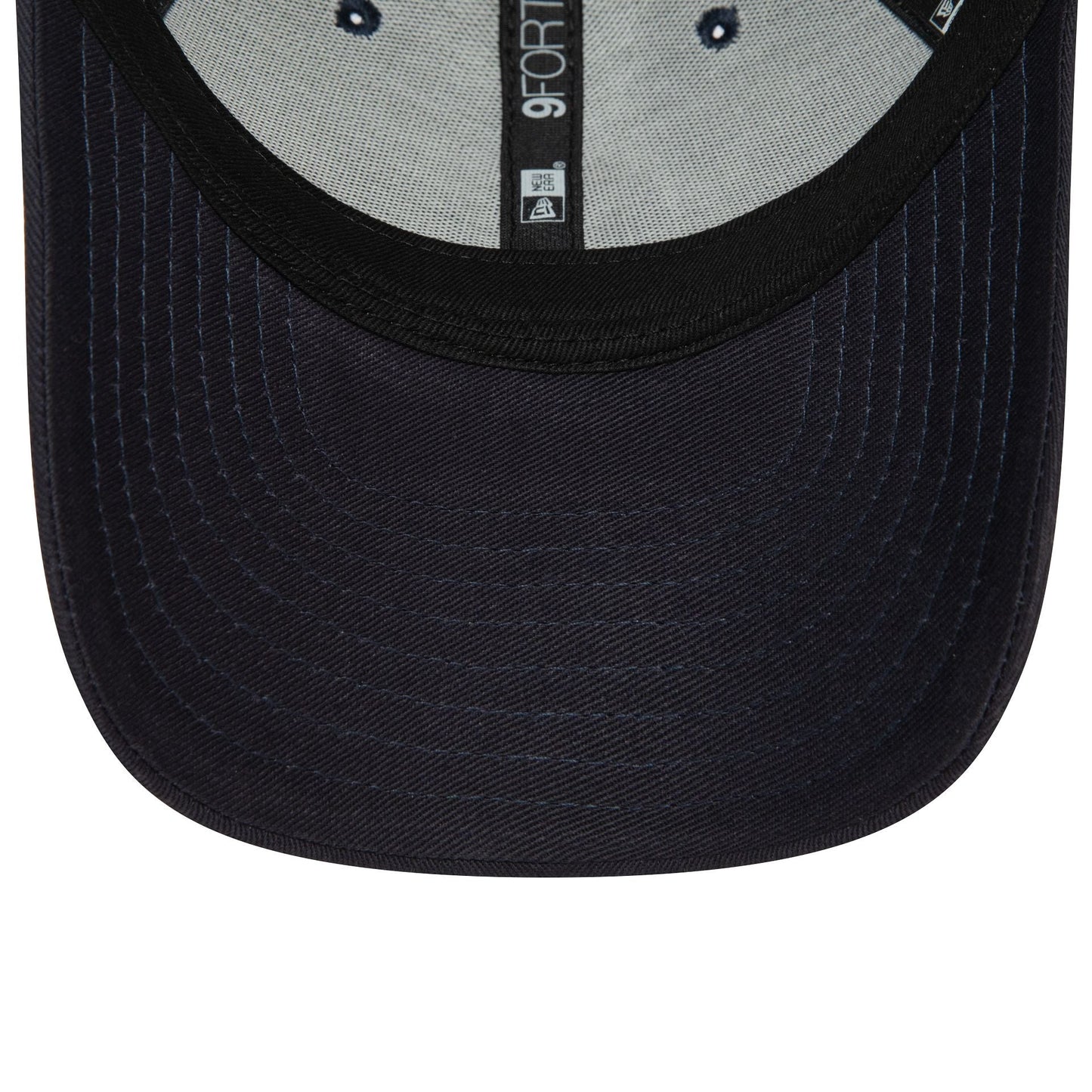 New Era Şapka - NY Yankees Çocuk Contrast Khaki 9FORTY Ayarlanabilir Şapka