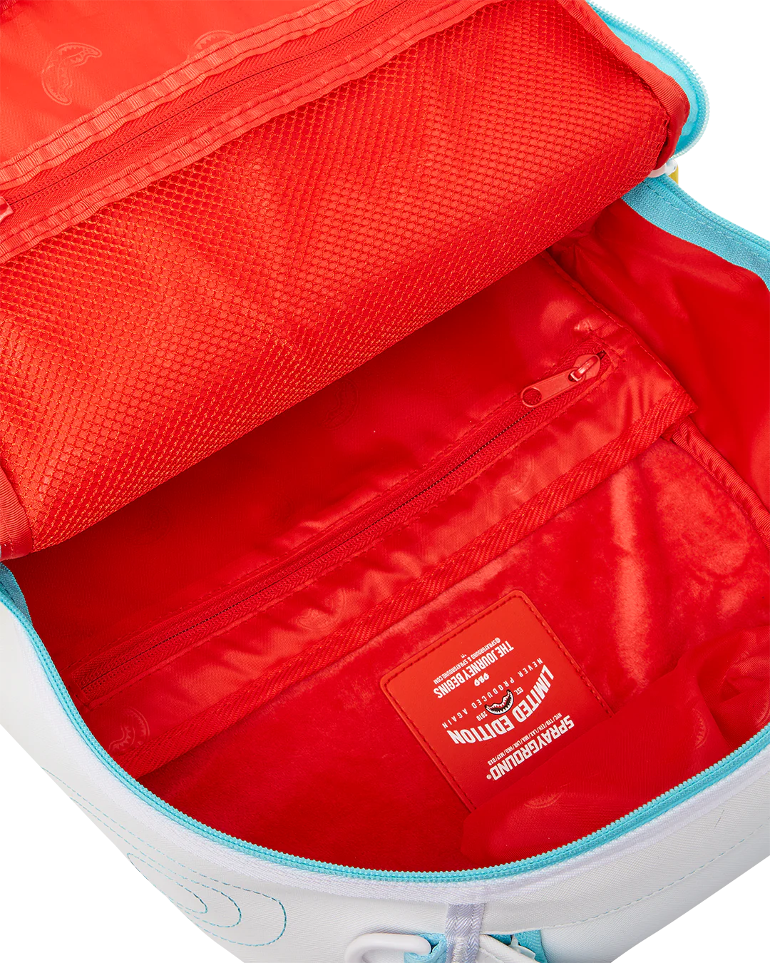 Sprayground - CLOUDY WITH A CHANCE OF SHARK Sırt Çantası