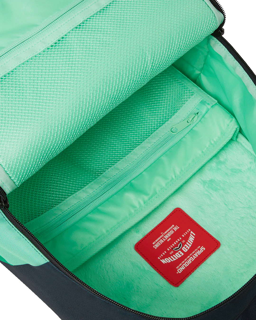 Sprayground - FUTURAMA SPACE CREW DLXSR Sırt Çantası