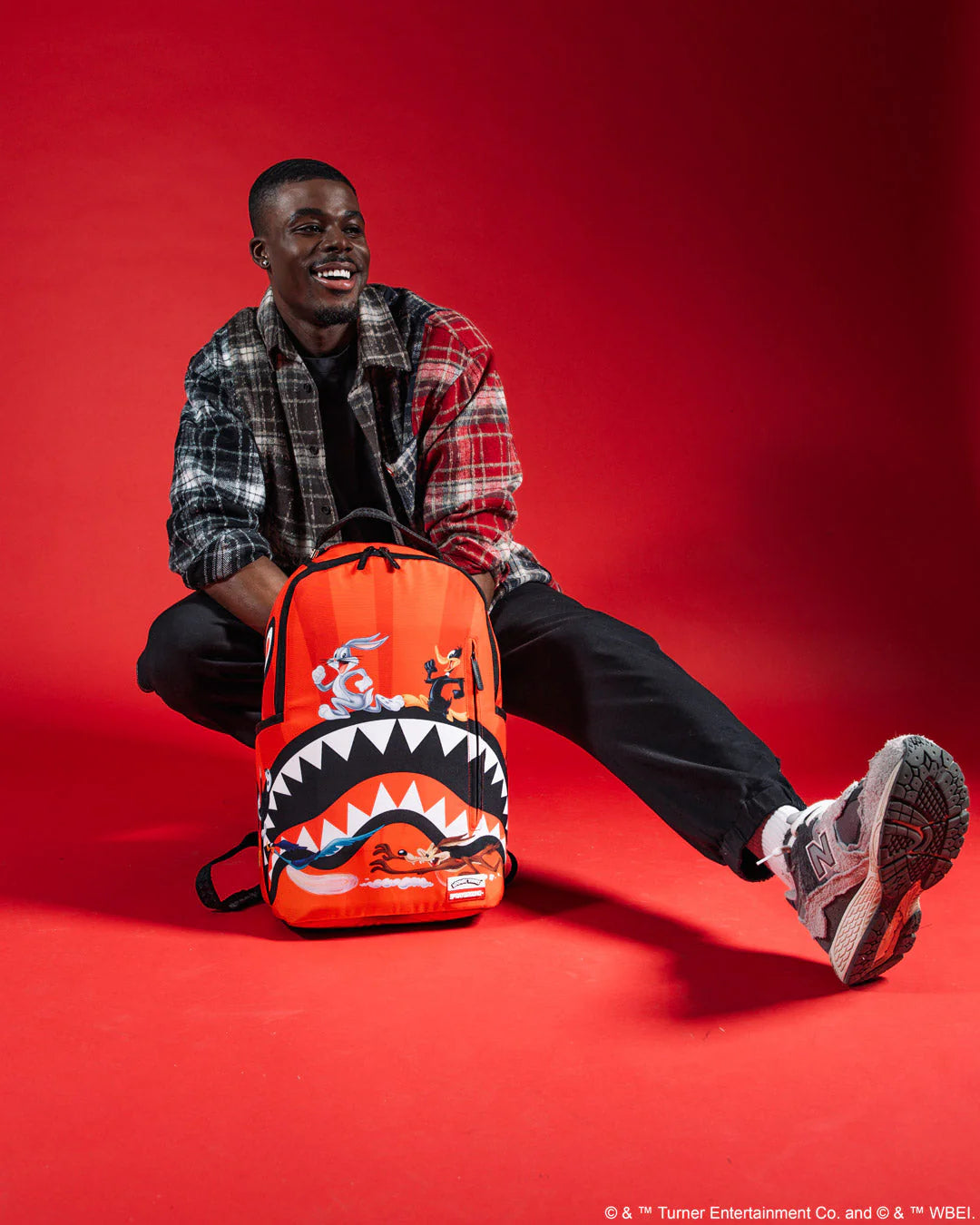 Sprayground - LOONEY TUNES SHARK RUN DLXSR Sırt Çantası