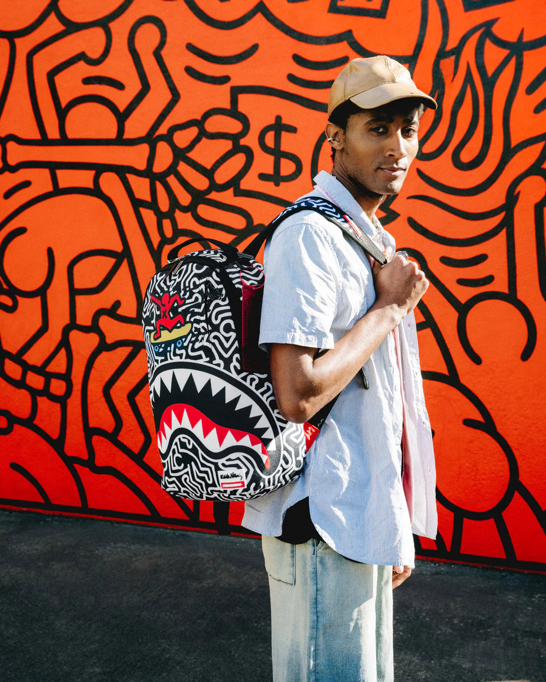 Sprayground - KEITH HARING SKATER SHARK DLXSR Sırt Çantası