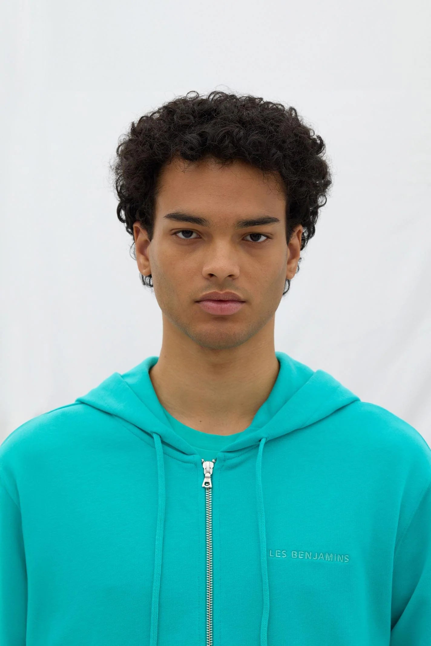 Les Benjamins Zip Hoodie 303- Essentials 7.0