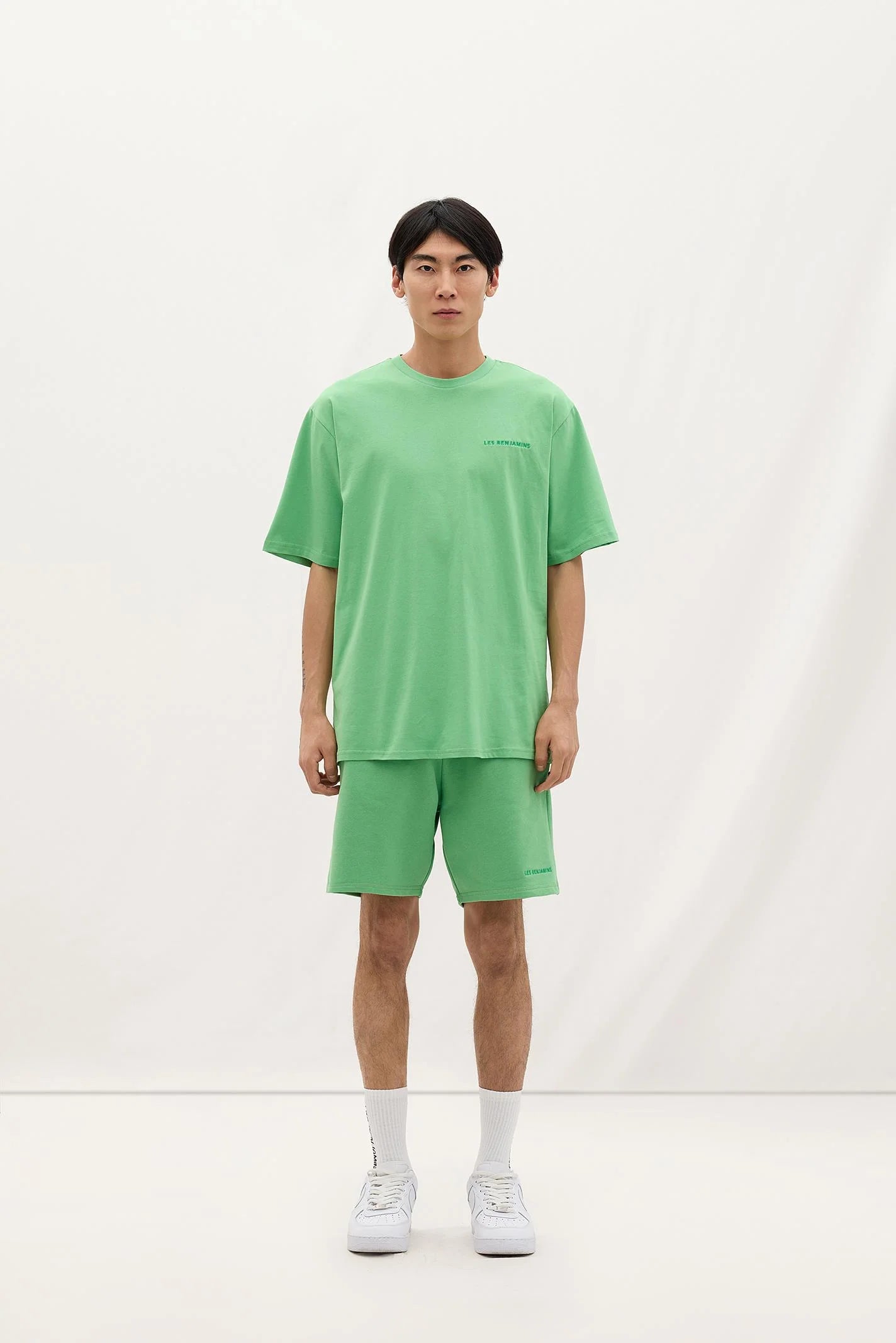 Les Benjamins Short Sleeve Tee 305 - Essentials 8.0