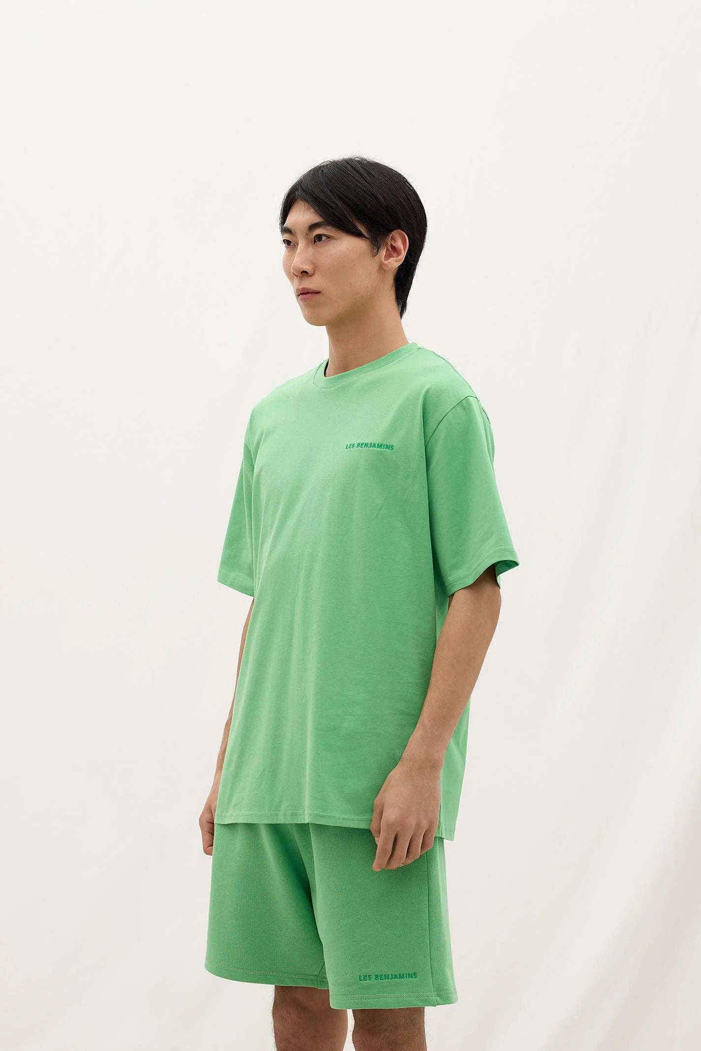 Les Benjamins Short Sleeve Tee 305 - Essentials 8.0