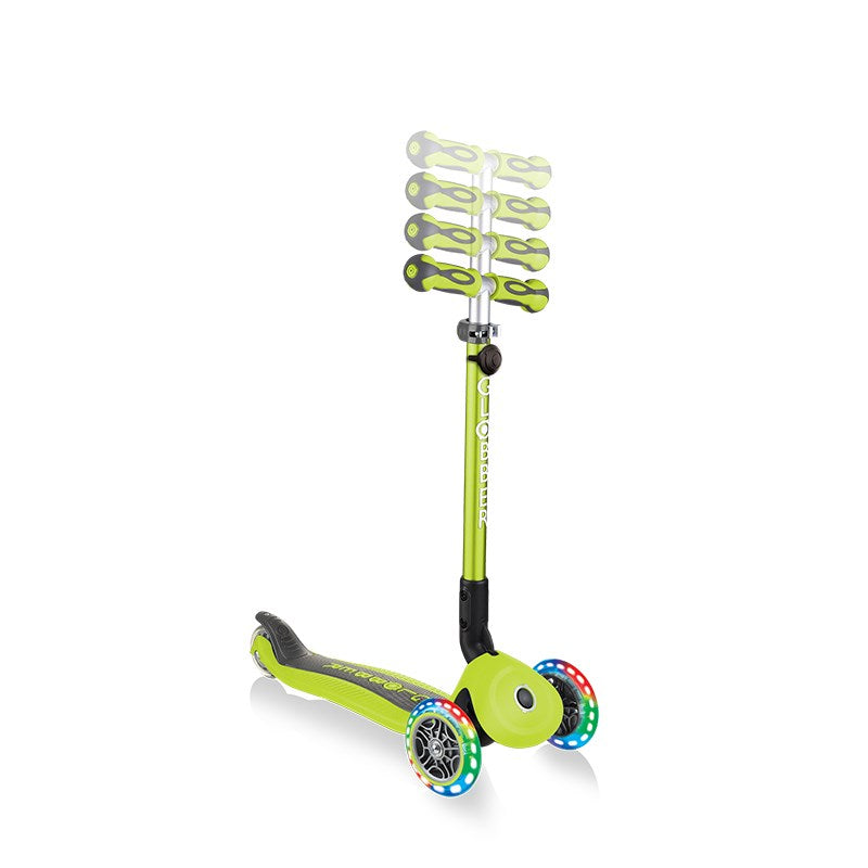 Globber Go Up Deluxe Işıklı Scooter - Yeşil