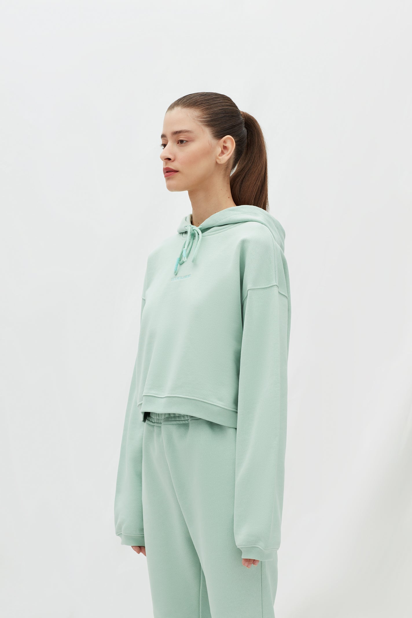 Les Benjamins Hoodie 304 - Eklektik House