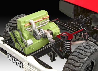 Revell MercedesBenz Unimog U 1300 L TLF 8/18 Maket