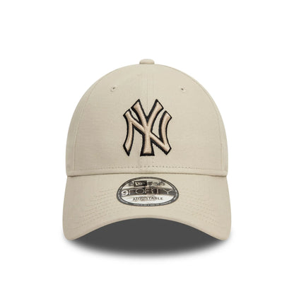 New Era Şapka -  NY Yankees Team Outline Cream 9FORTY Ayarlanabilir Şapka