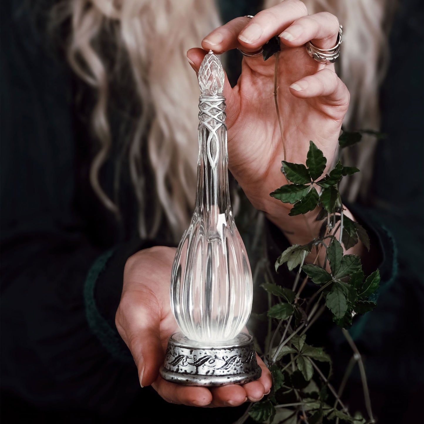 Lord of the Rings - Phial of Galadriel with Light