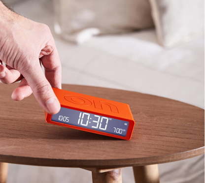 Lexon Flip Klasik Şarj Edilebilir Alarm Saat Turuncu