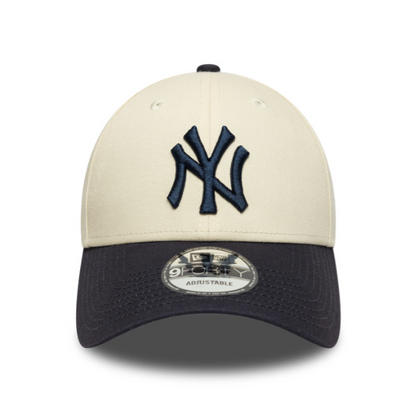 New Era New York Yankees Colour Block 9Forty Beige Cap