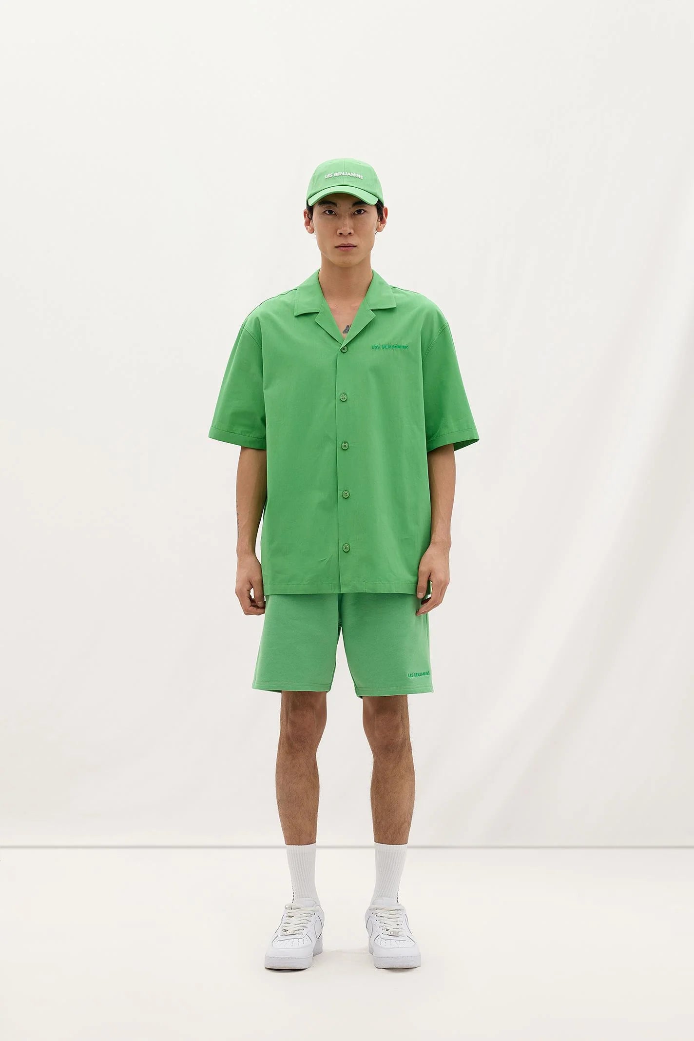 Les Benjamins Short Sleeve Shirt 305 - Essentials 8.0