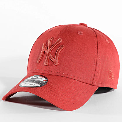 New Era Şapka - LEAGUE ESSENTIAL 9FORTY NEW YORK YANKEES CAP RED