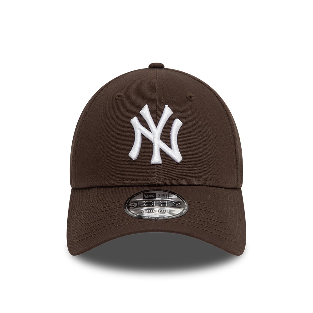 New Era Şapka - New York Yankees League Essential Dark Brown 9FORTY Ayarlanabilir Şapka